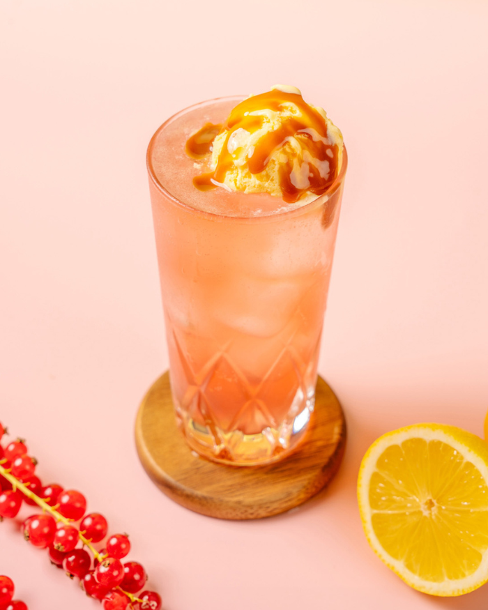 Fizzy Cranberry Float