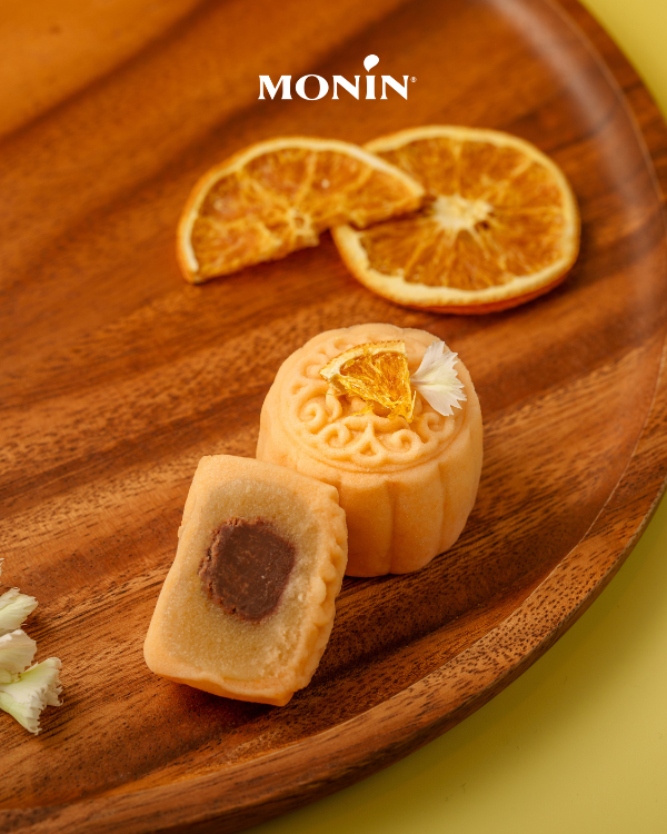 Orange Smoked Pear Mooncake