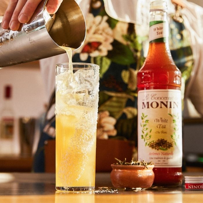 White Tea, Mango & Rue Berry Mocktail - MONIN 1912 