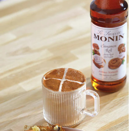 Hot chocolate Cinnamon Roll